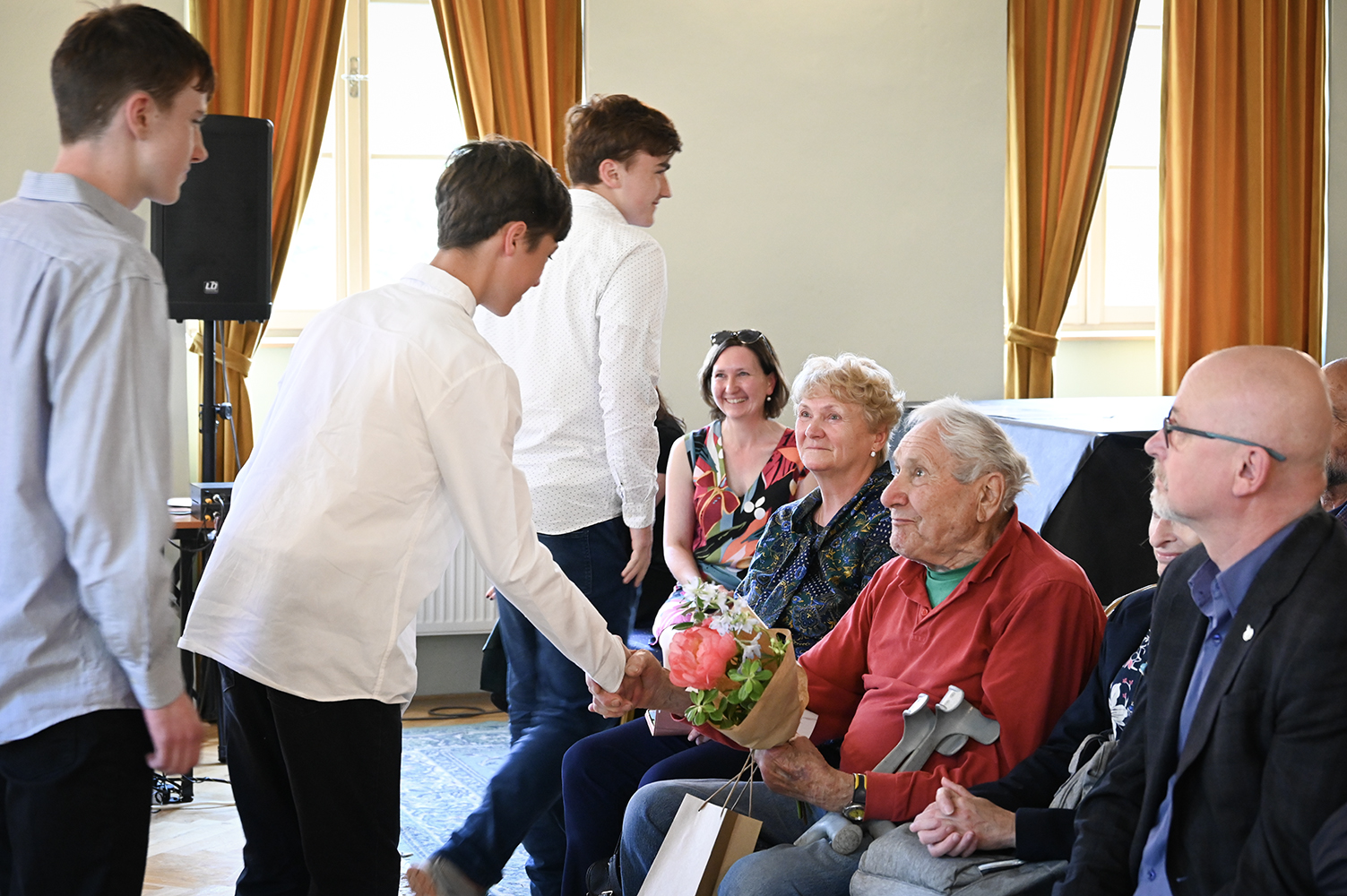 Oldřichu Schreiberovi děkuje tým z 3. ZŠ U Říčanského lesa Říčany.